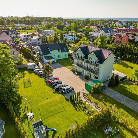 Pokoje Goscinne U Piotra Ustronie Morskie Exterior photo