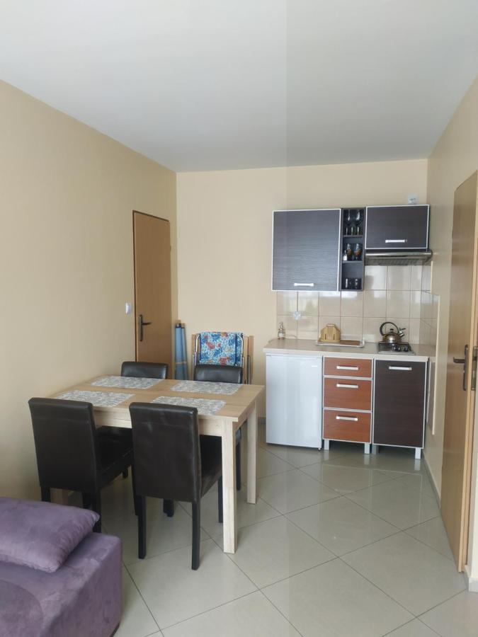 Pokoje Goscinne U Piotra Ustronie Morskie Exterior photo